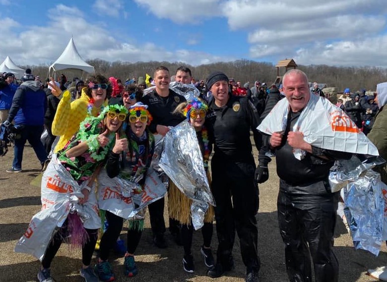 Several members of the Division of Police participated in the 2022 Columbus Polar Plunge at Alum Creek State Park. 